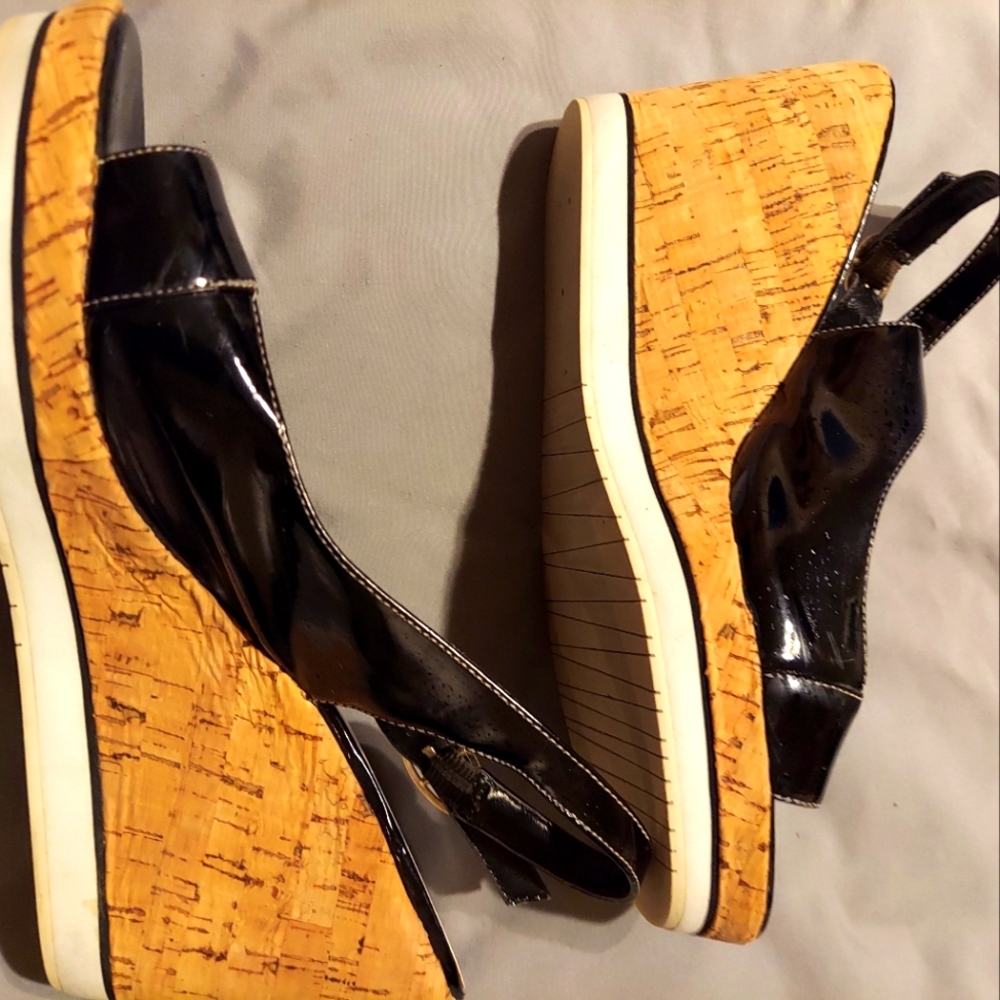 Bandolino Wedge Heel Sandals